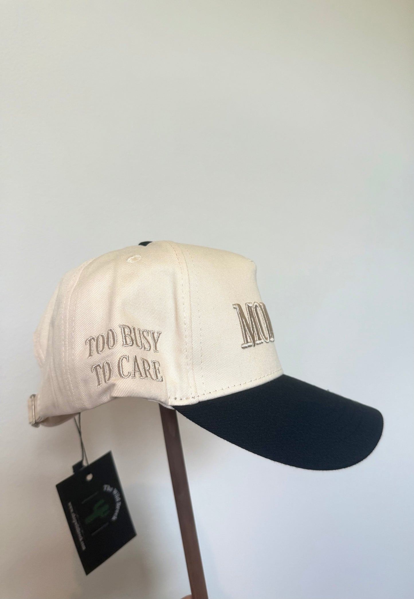 Black Mommin’ Hat