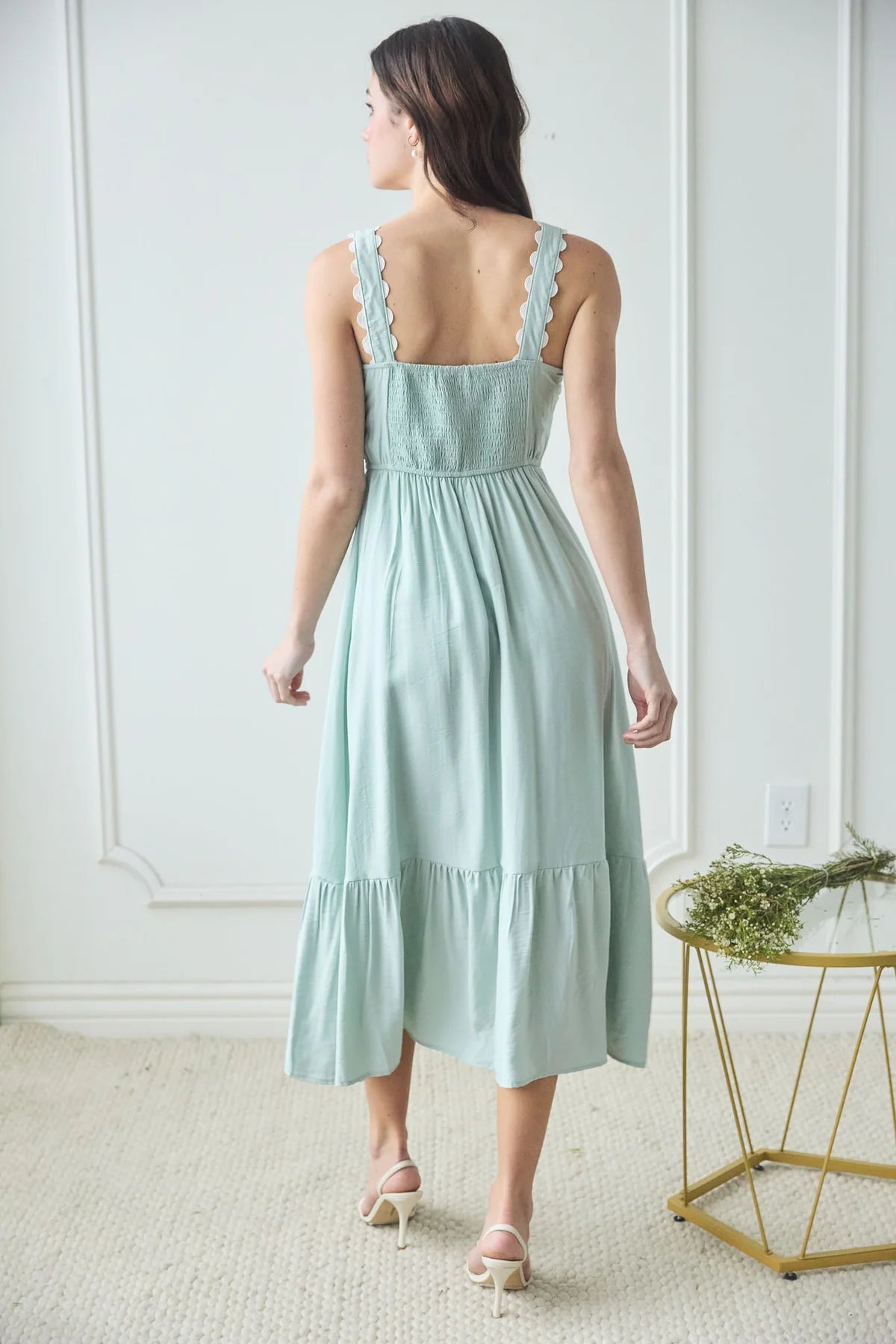 Wavy Detail with Scallop Sleeve Sage Midi Dress